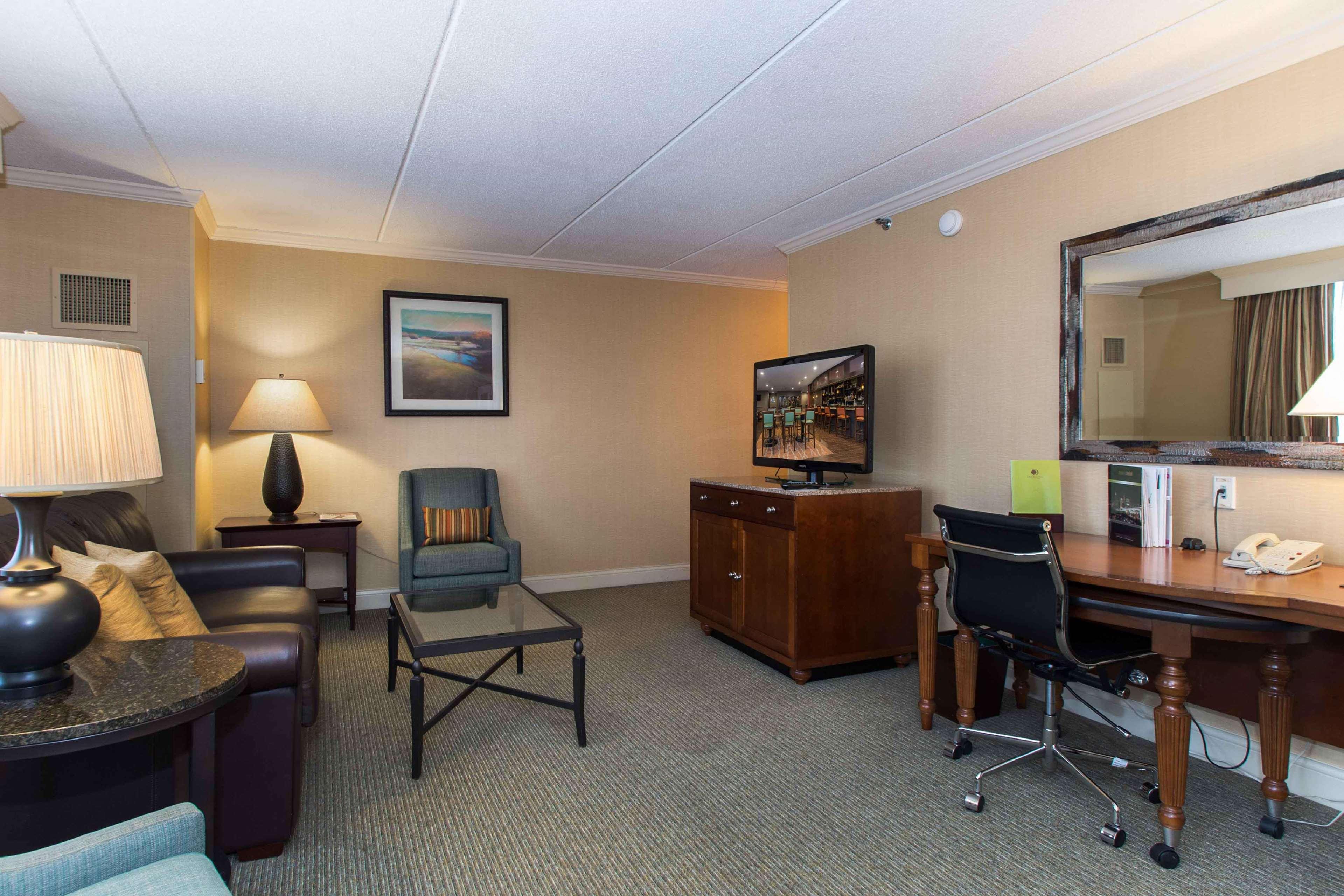 Doubletree By Hilton Cleveland East Beachwood Ngoại thất bức ảnh