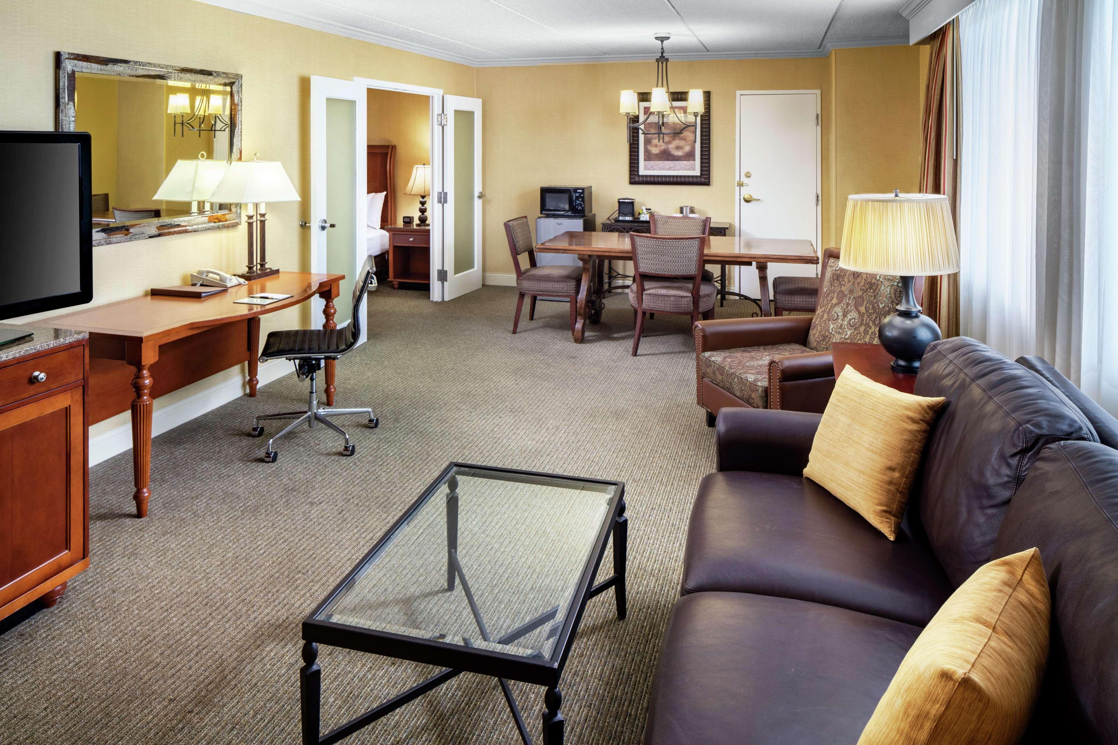 Doubletree By Hilton Cleveland East Beachwood Ngoại thất bức ảnh