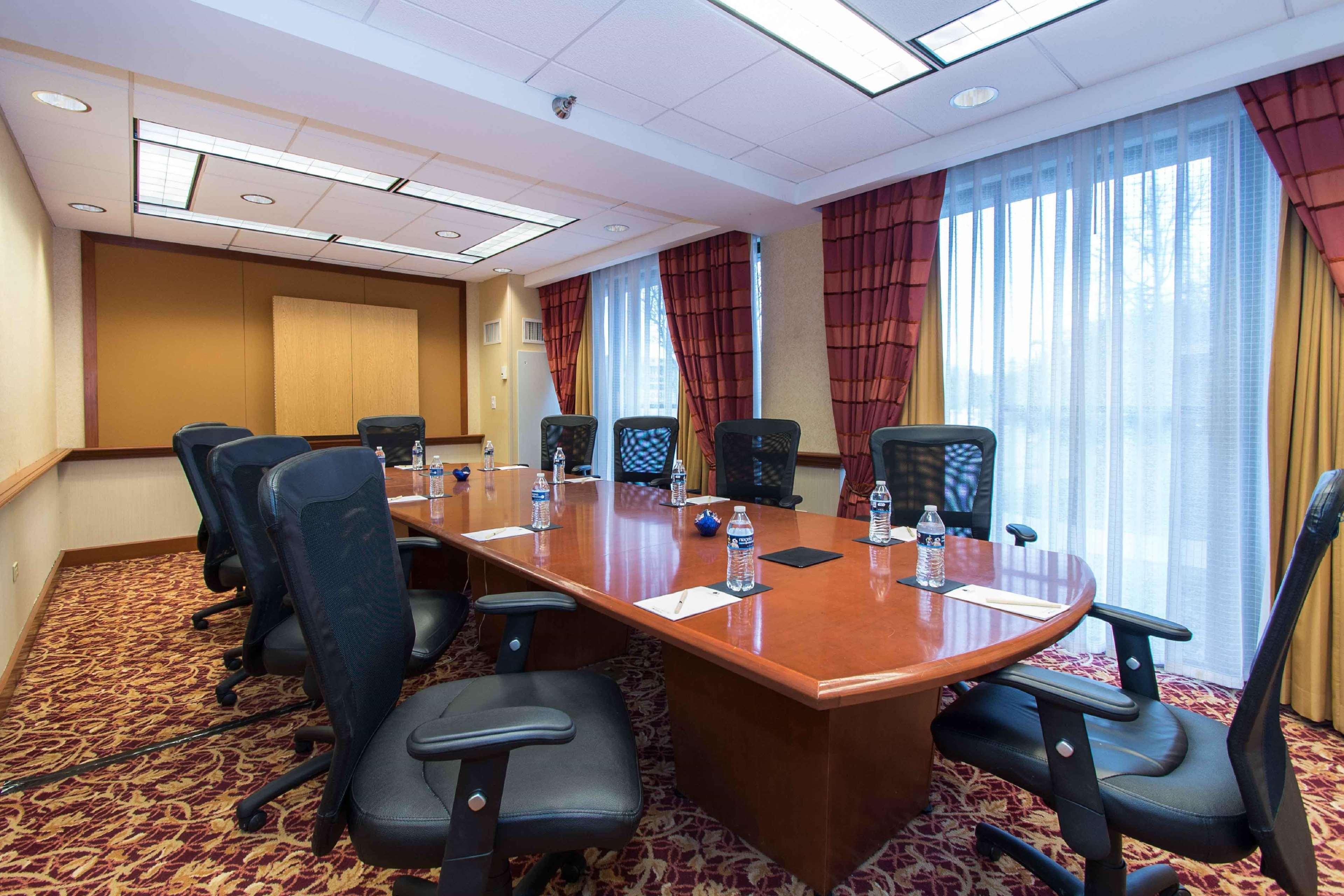 Doubletree By Hilton Cleveland East Beachwood Ngoại thất bức ảnh