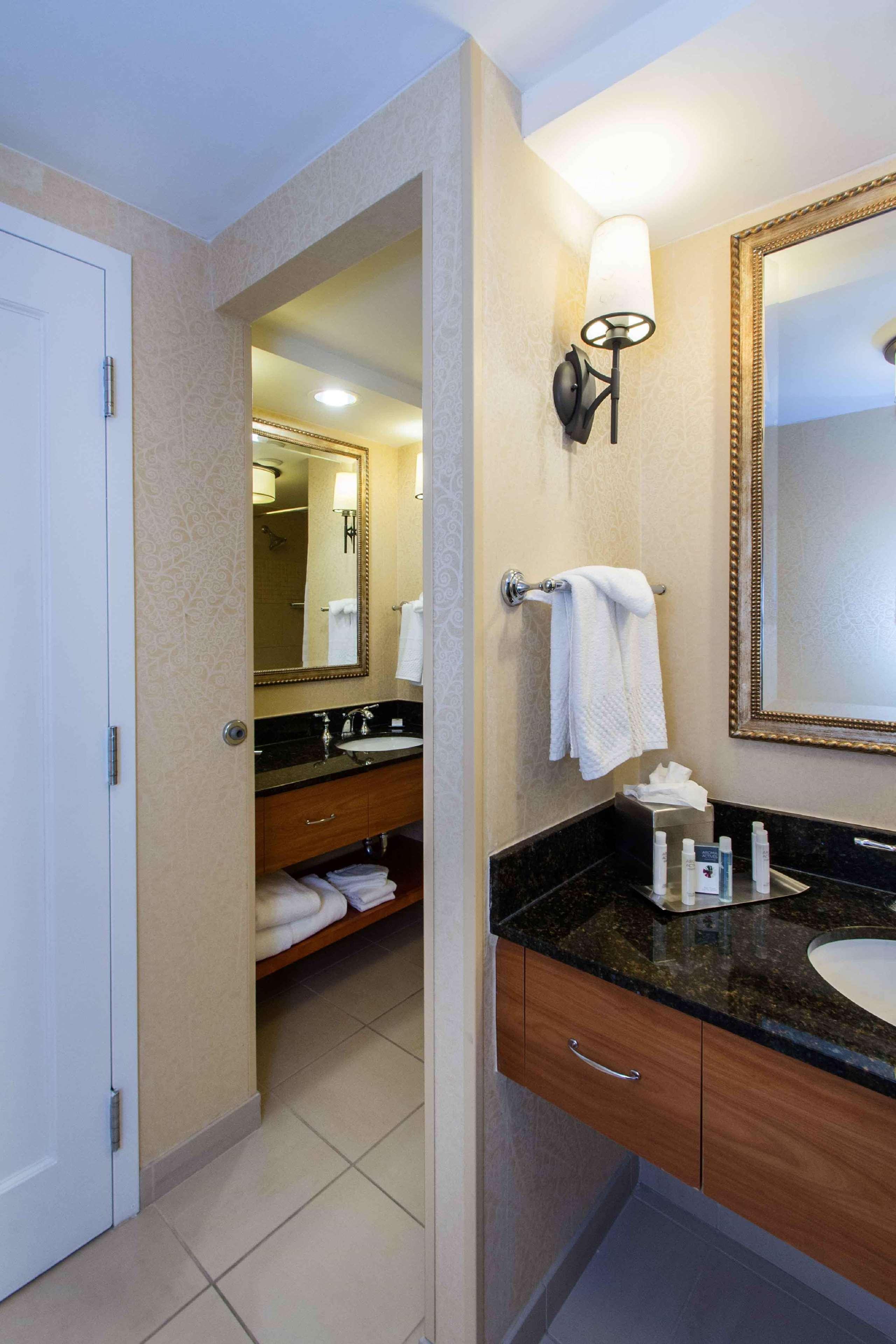 Doubletree By Hilton Cleveland East Beachwood Ngoại thất bức ảnh